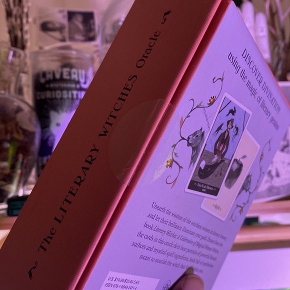 The Literary Witches Oracle: A 70-Card Deck and Guidebook: Oracle Cards - Picture 3 of 4